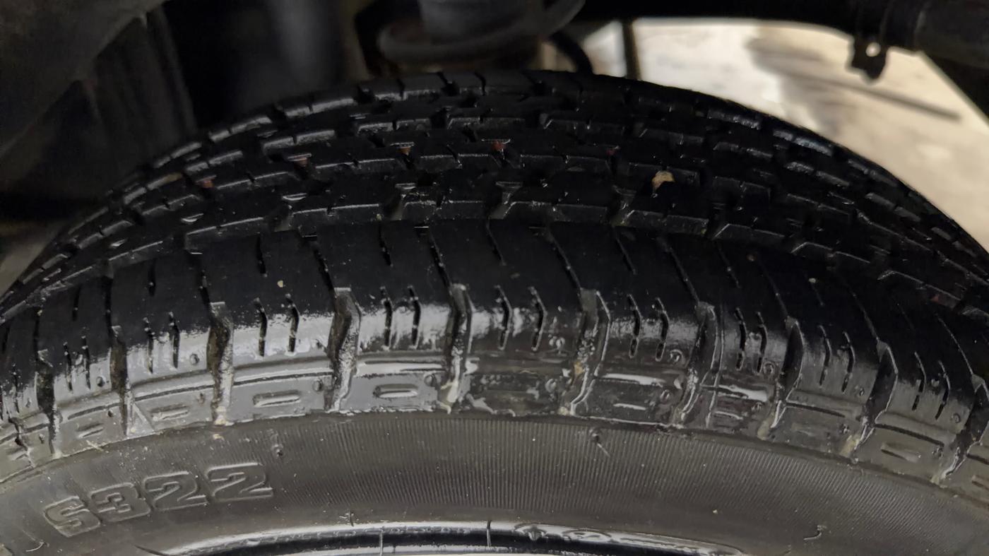 2015 Maruti Alto K10 VXI AMT, Petrol, Automatic, 21,676 km, Left Rear Tyre Tread