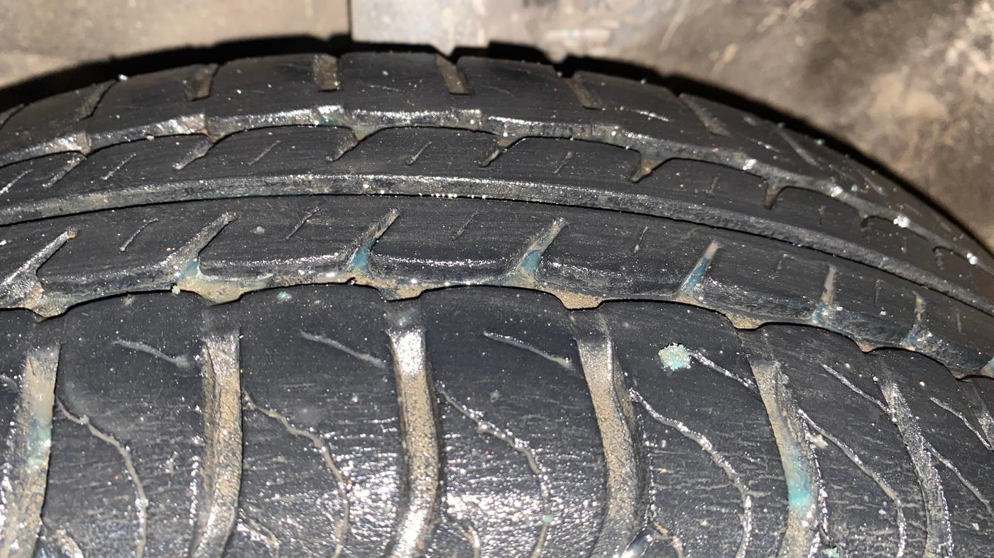 2018 Maruti Wagon R 1.0 VXI, Petrol, Manual, 8,484 km, Left Front Tyre Tread