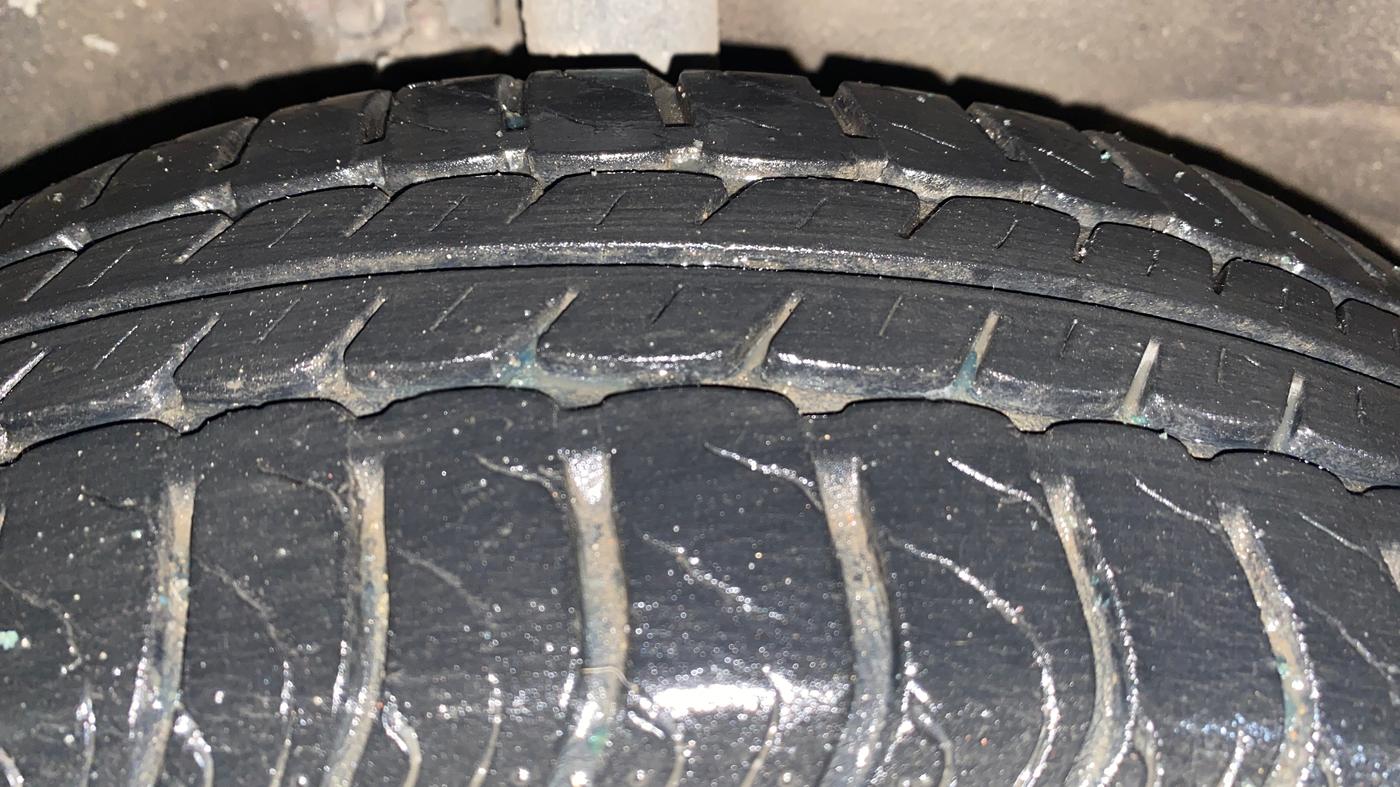 2018 Maruti Wagon R 1.0 VXI, Petrol, Manual, 8,484 km, Right Front Tyre Tread