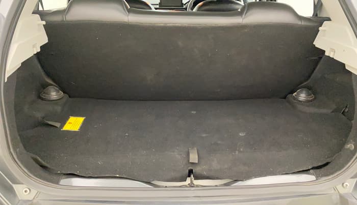 2024 Tata PUNCH PURE MT CNG, CNG, Manual, 21,930 km, Boot Inside