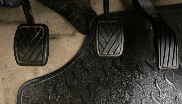 2014 Maruti Swift Dzire VXI, Petrol, Manual, 33,216 km, Pedals