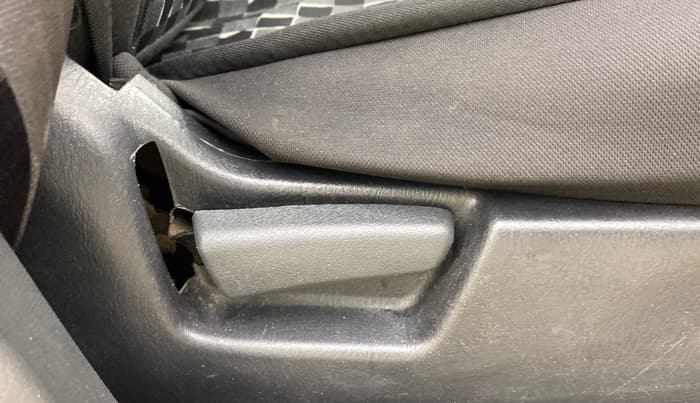 2016 Maruti Alto K10 VXI, Petrol, Manual, 69,808 km, Driver Side Adjustment Panel