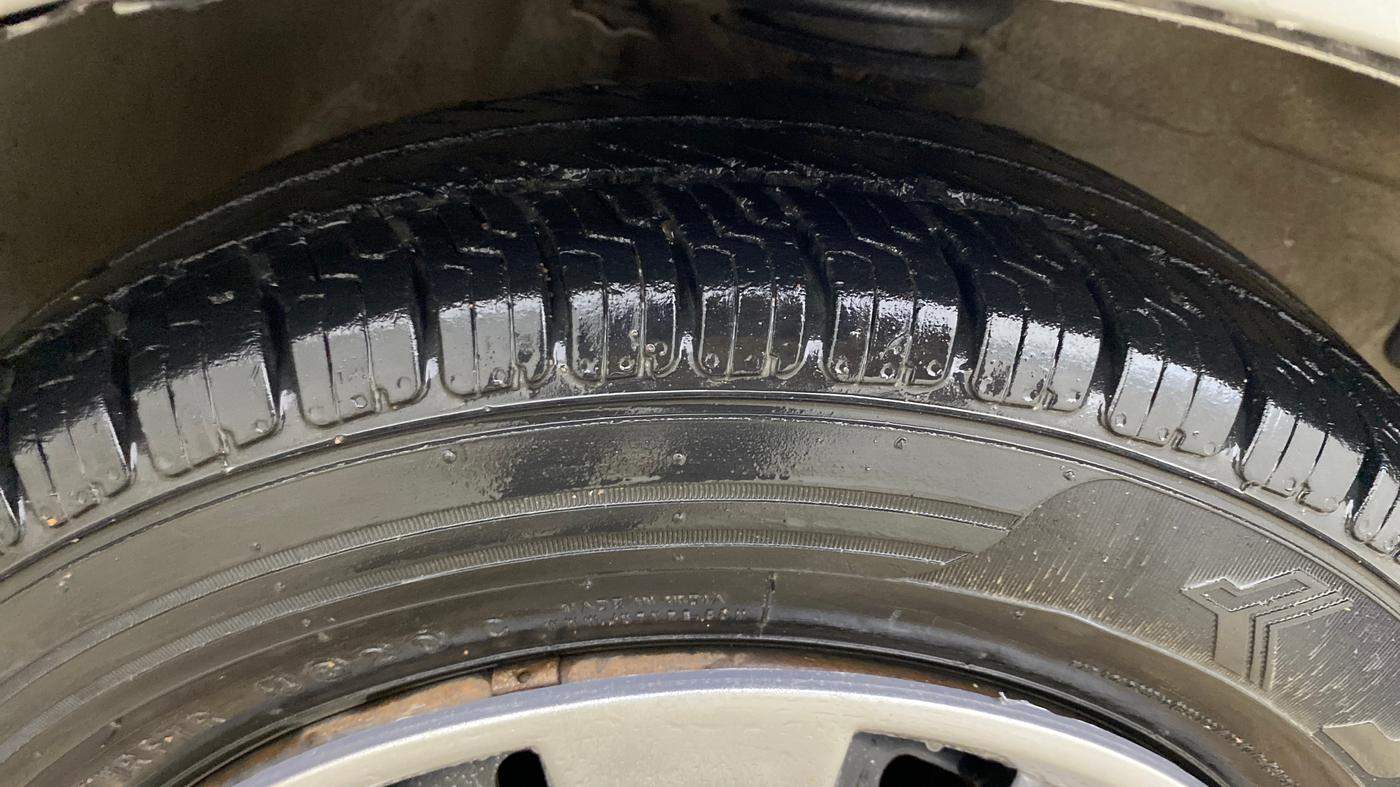2016 Maruti Alto K10 VXI, Petrol, Manual, 69,808 km, Right Front Tyre Tread