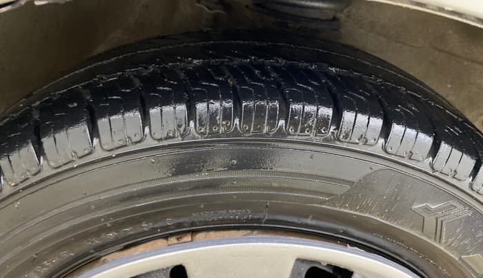 2016 Maruti Alto K10 VXI, Petrol, Manual, 69,808 km, Right Front Tyre Tread