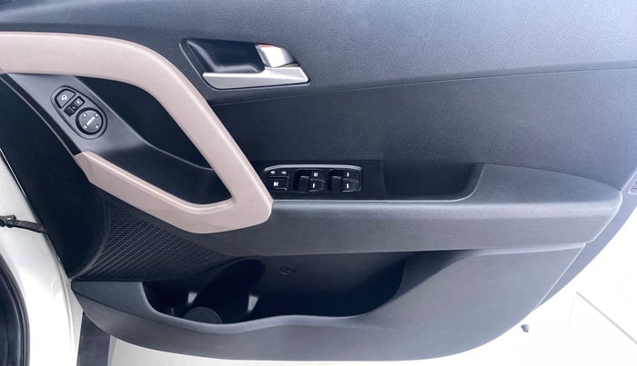 2018 Hyundai Creta 1.6 VTVT SX AUTO, Petrol, Automatic, 26,571 km, Driver Side Door Panels Control