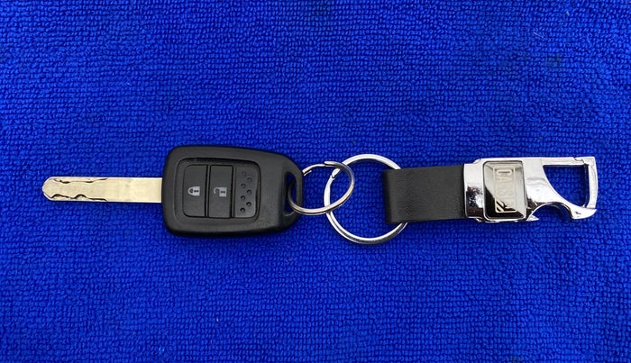 2019 Honda WR-V 1.2 i-VTEC VX MT, CNG, Manual, 28,582 km, Key Close Up