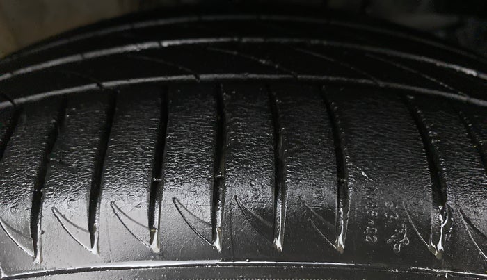 2019 Honda WR-V 1.2 i-VTEC VX MT, CNG, Manual, 28,582 km, Right Front Tyre Tread