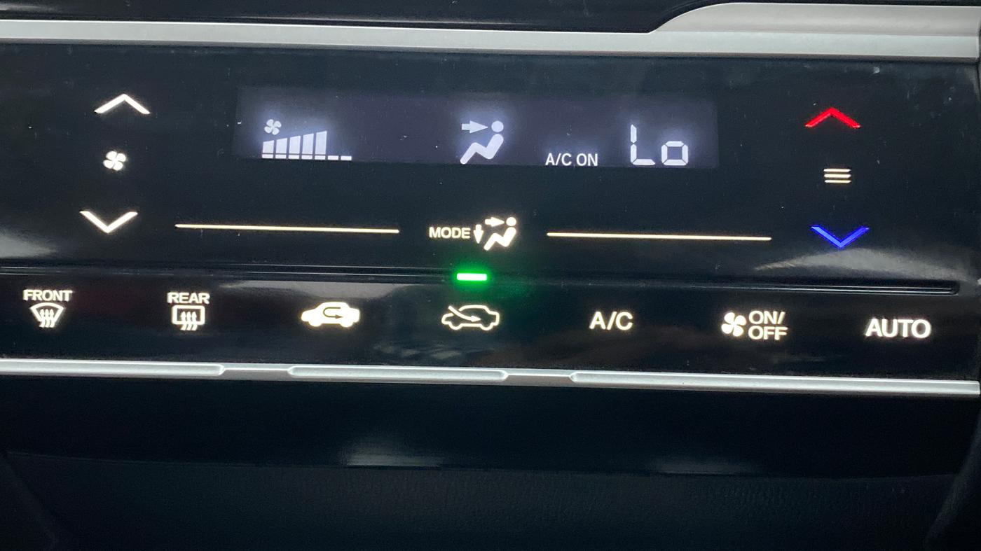 2019 Honda WR-V 1.2 i-VTEC VX MT, CNG, Manual, 28,582 km, Automatic Climate Control