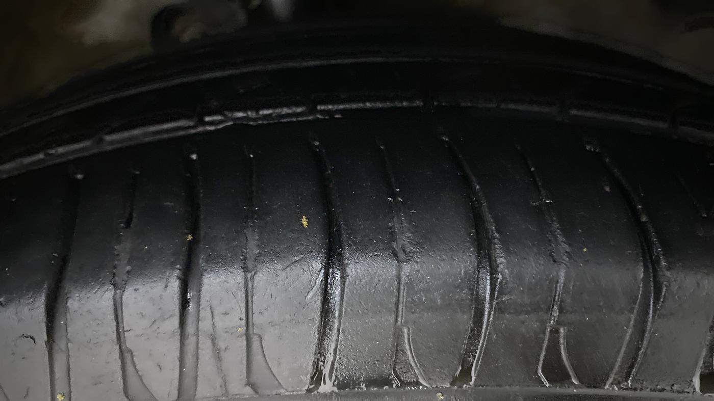 2019 Maruti Celerio VXI CNG OPT, CNG, Manual, 89,601 km, Right Front Tyre Tread