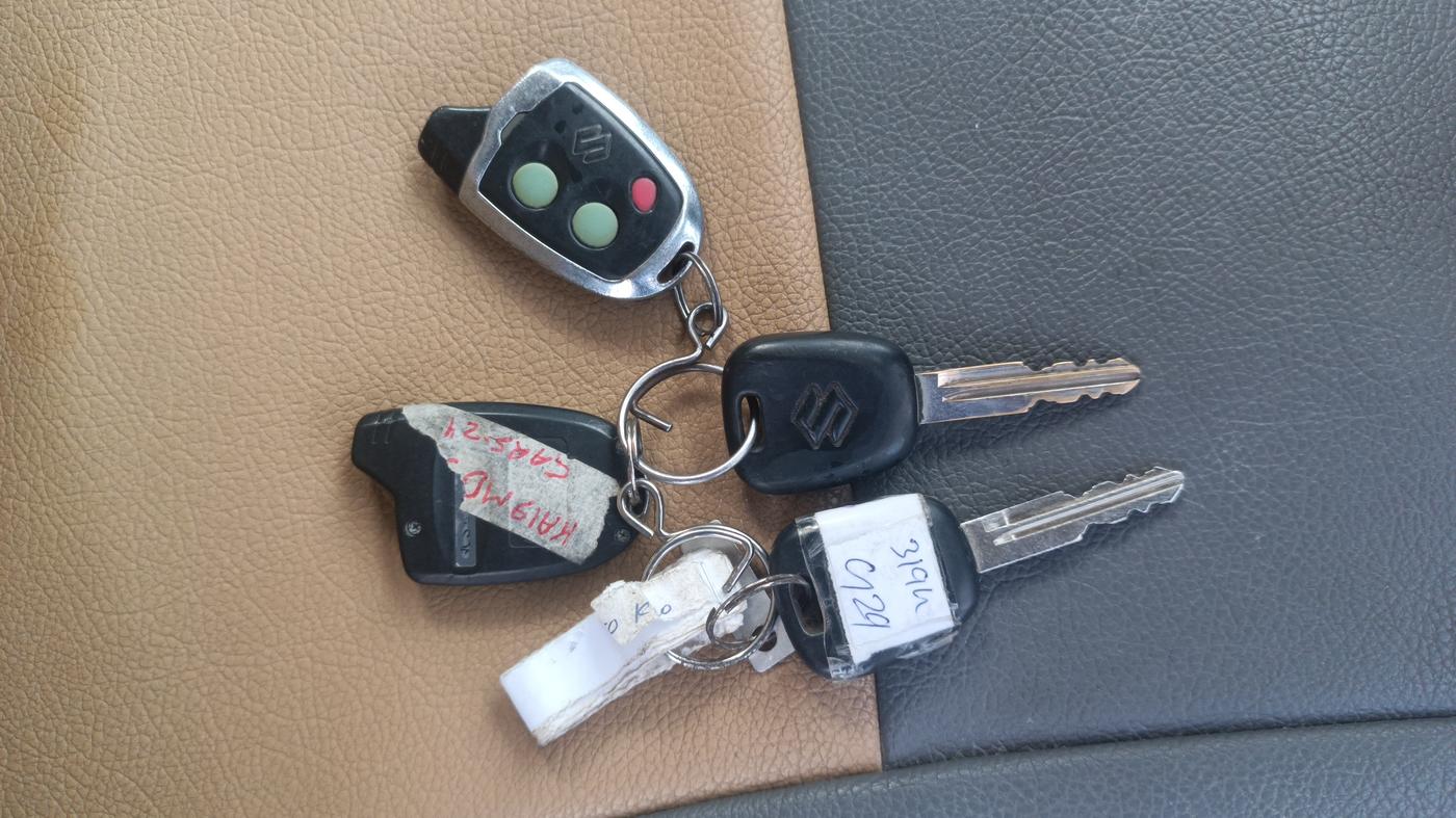 2013 Maruti Alto K10 VXI, Petrol, Manual, 61,698 km, Key Close Up