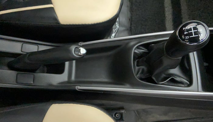2020 Maruti Baleno DELTA PETROL 1.2, Petrol, Manual, 6,081 km, Gear Lever