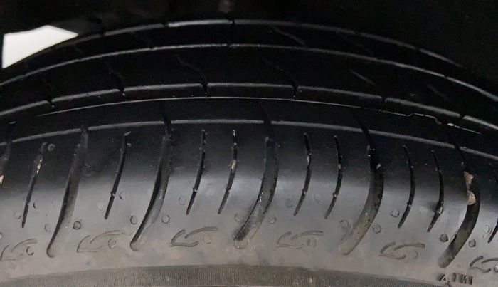 2020 Maruti Baleno DELTA PETROL 1.2, Petrol, Manual, 6,081 km, Left Front Tyre Tread