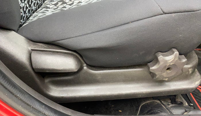 2015 Hyundai Verna FLUIDIC 4S 1.6 VTVT S(O), CNG, Manual, 1,04,380 km, Driver Side Adjustment Panel