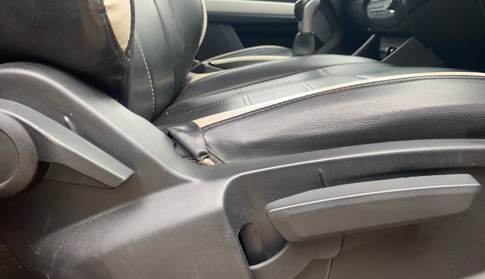 2023 Tata PUNCH CREATIVE  1.2 RTN DUAL TONE, Petrol, Manual, 40,258 km, Driver Side Adjustment Panel