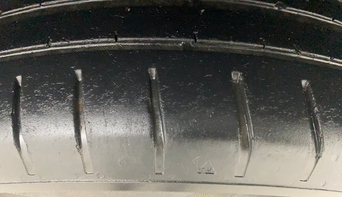 2023 Tata PUNCH CREATIVE  1.2 RTN DUAL TONE, Petrol, Manual, 40,258 km, Left Rear Tyre Tread