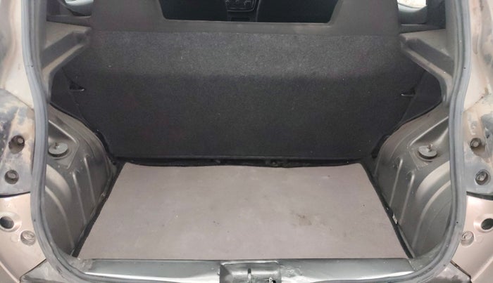 2016 Renault Kwid RXL, Petrol, Manual, 26,334 km, Boot Inside