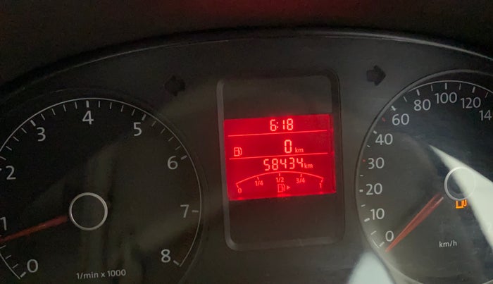 2011 Volkswagen Vento HIGHLINE 1.6 MPI, Petrol, Manual, 58,404 km, Odometer Image