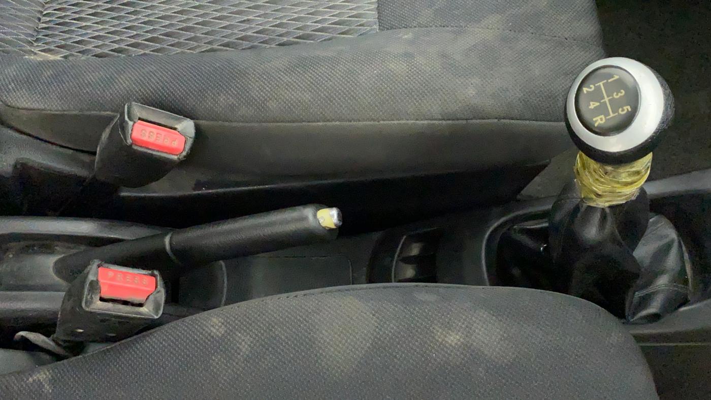 2013 Maruti Wagon R Stingray LXI, Petrol, Manual, 89,473 km, Gear Lever