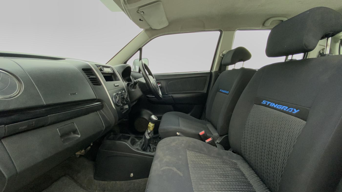 2013 Maruti Wagon R Stingray LXI, Petrol, Manual, 89,473 km, Right Side Front Door Cabin