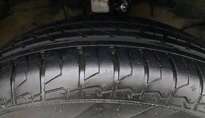 2015 Honda Amaze 1.2L I-VTEC VX AT, Petrol, Automatic, 39,463 km, Right Front Tyre Tread