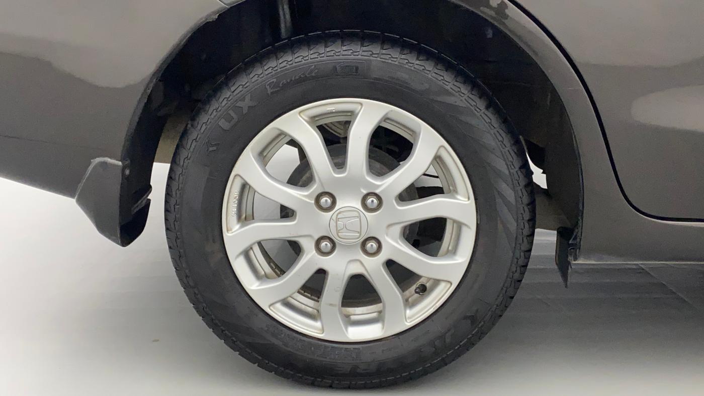 2015 Honda Amaze 1.2L I-VTEC VX AT, Petrol, Automatic, 39,463 km, Right Rear Wheel