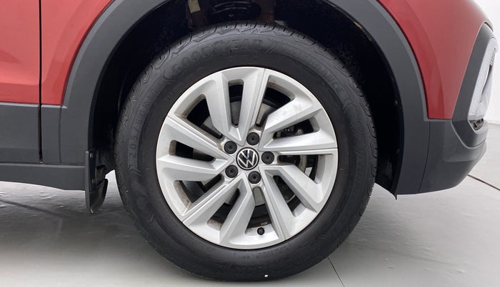 2022 Volkswagen TAIGUN HIGHLINE 1.0 TSI AT, Petrol, Automatic, 6,856 km, Right Front Wheel