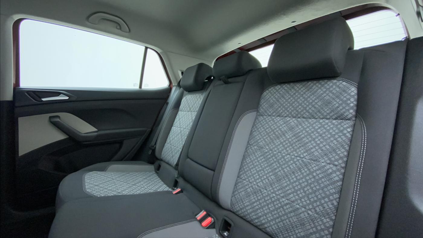 2022 Volkswagen TAIGUN HIGHLINE 1.0 TSI AT, Petrol, Automatic, 6,856 km, Right Side Rear Door Cabin