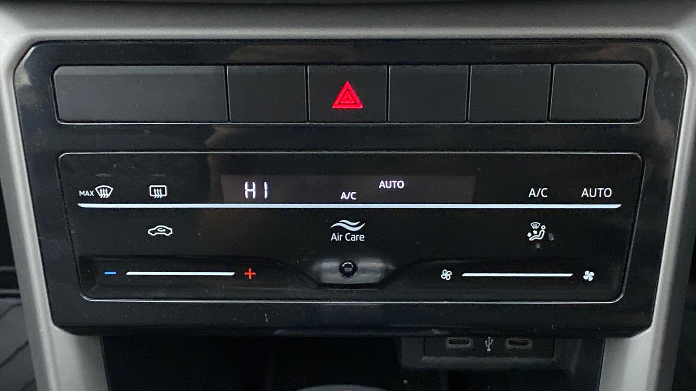 2022 Volkswagen TAIGUN HIGHLINE 1.0 TSI AT, Petrol, Automatic, 6,856 km, Automatic Climate Control