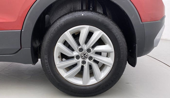 2022 Volkswagen TAIGUN HIGHLINE 1.0 TSI AT, Petrol, Automatic, 6,856 km, Left Rear Wheel