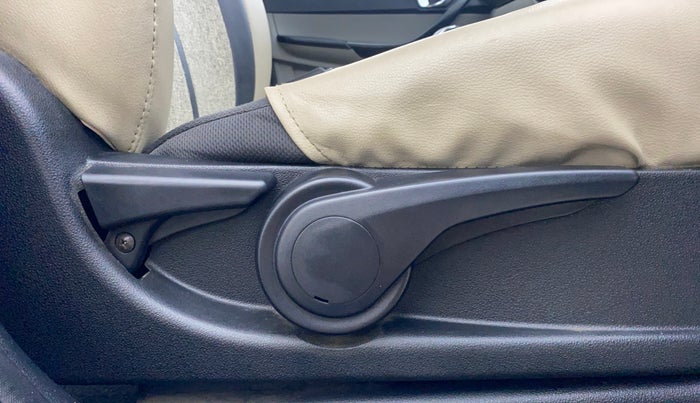 2017 Tata Tiago XZ PETROL, Petrol, Manual, 56,229 km, Driver Side Adjustment Panel