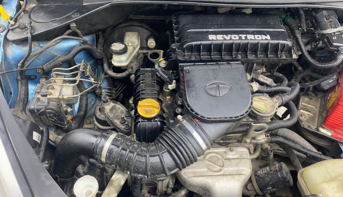 2017 Tata Tiago XZ PETROL, Petrol, Manual, 56,229 km, Engine View - Right