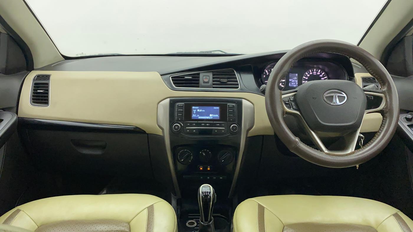 2016 Tata Zest XM RT 90 PS ABS, Petrol, Manual, 1,00,143 km, Dashboard