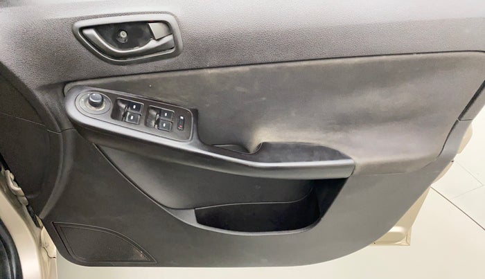 2016 Tata Zest XM RT 90 PS ABS, Petrol, Manual, 1,00,143 km, Driver Side Door Panels Control