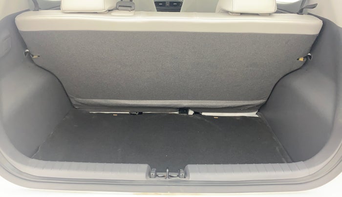 2024 Hyundai GRAND I10 NIOS ERA 1.2 KAPPA VTVT, Petrol, Manual, 2,310 km, Boot Inside