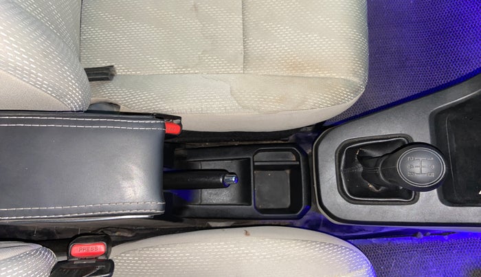 2019 Maruti New Wagon-R VXI 1.2, CNG, Manual, 1,23,881 km, Gear Lever