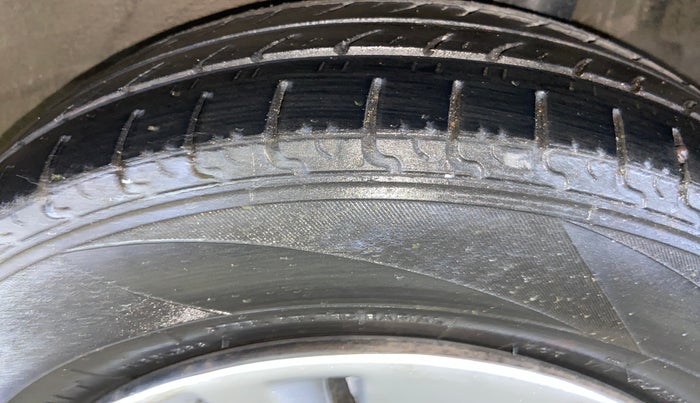 2019 Maruti New Wagon-R VXI 1.2, CNG, Manual, 1,23,881 km, Left Rear Tyre Tread