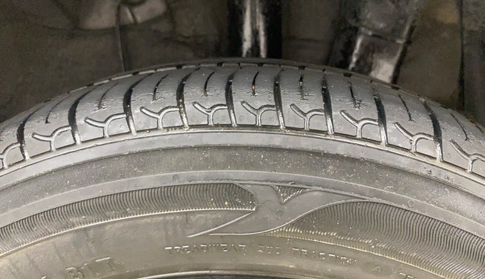 2015 Hyundai Xcent S (O) 1.2, Petrol, Manual, 79,588 km, Left Rear Tyre Tread