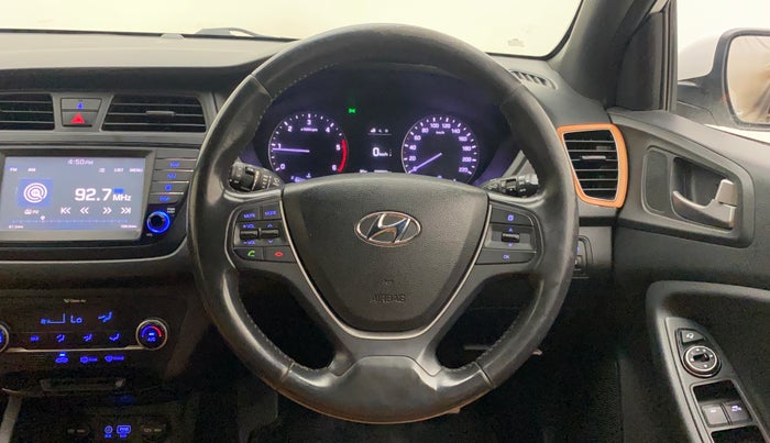 2017 Hyundai i20 Active 1.4 SX, Diesel, Manual, 1,23,904 km, Steering Wheel Close Up