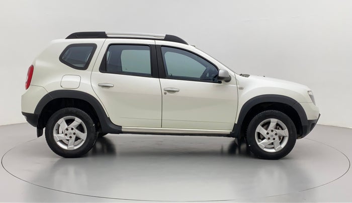 2015 Renault Duster RXZ PACK DIESEL 110, Diesel, Manual, 34,879 km, Right Side View