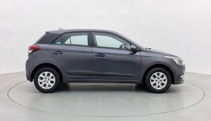 2014 Hyundai Elite i20 SPORTZ 1.2, Petrol, Manual, 1,00,256 km, Right Side View