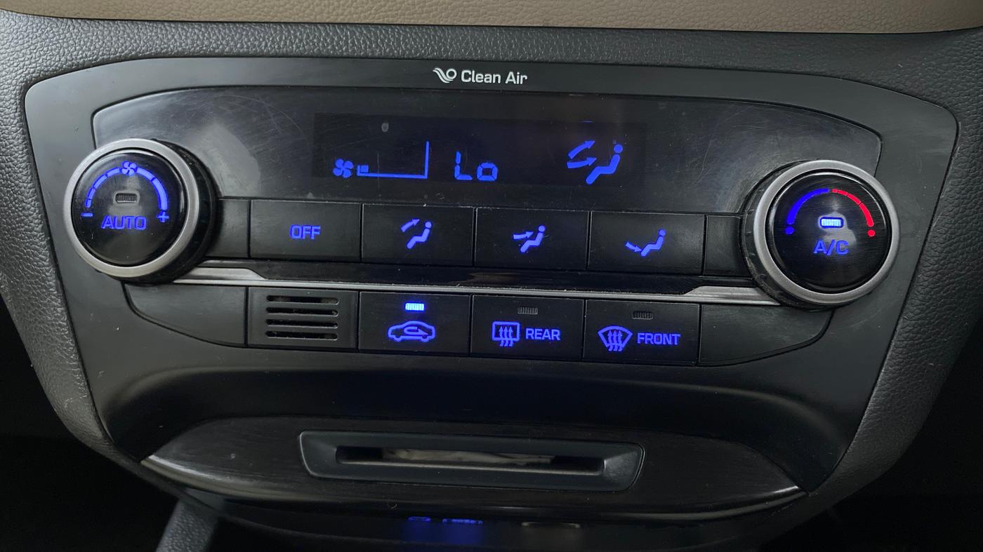 2014 Hyundai Elite i20 SPORTZ 1.2, Petrol, Manual, 1,00,256 km, Automatic Climate Control