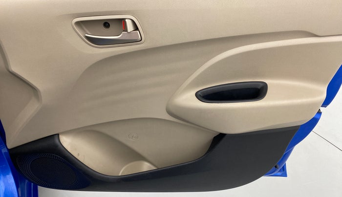 2019 Hyundai NEW SANTRO 1.1 MAGNA MT, Petrol, Manual, 30,844 km, Driver Side Door Panels Control