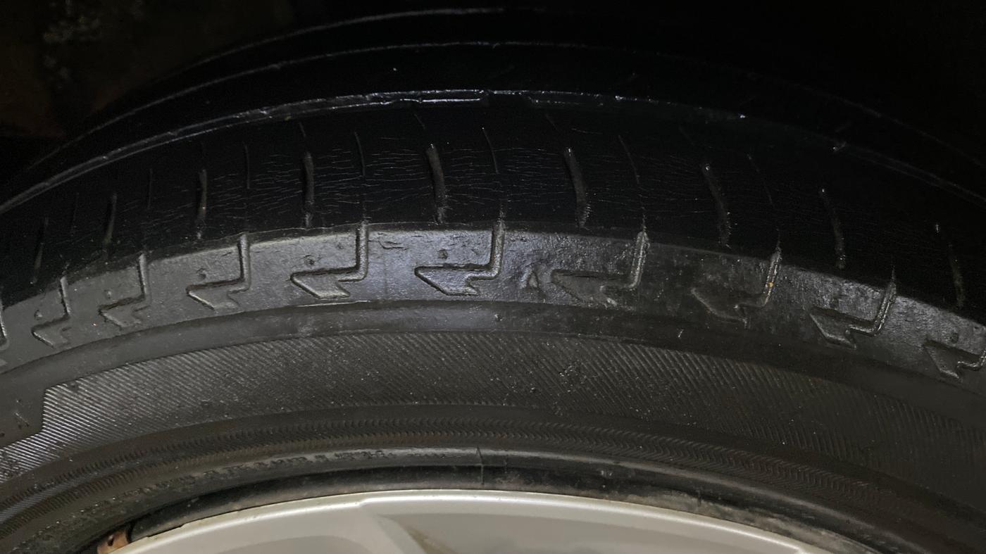 2018 Maruti IGNIS DELTA 1.2 AMT, Petrol, Automatic, 44,950 km, Right Rear Tyre Tread