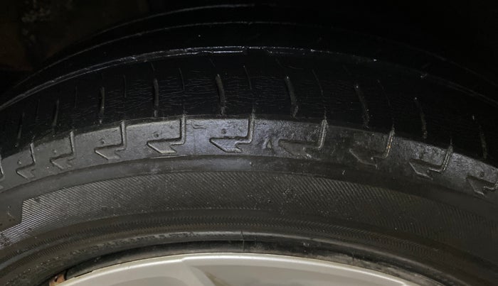 2018 Maruti IGNIS DELTA 1.2 AMT, Petrol, Automatic, 44,950 km, Right Rear Tyre Tread