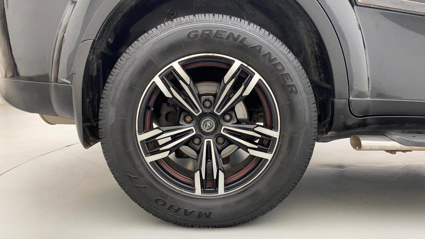 2014 Mahindra XUV500 W6, Diesel, Manual, 93,149 km, Right Rear Wheel