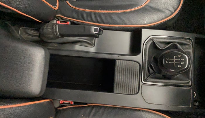 2021 Renault Kiger RXL MT, Petrol, Manual, 24,523 km, Gear Lever