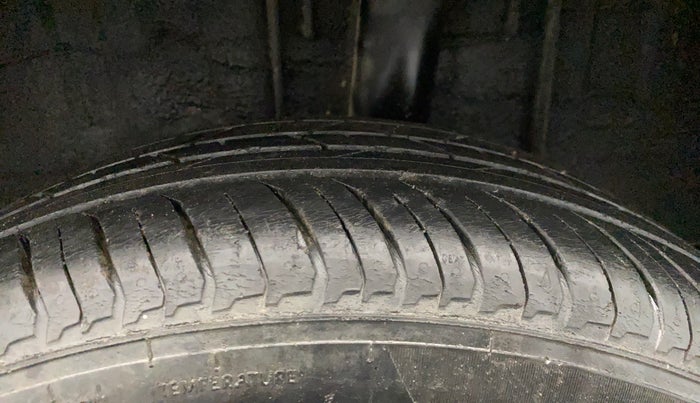 2021 Renault Kiger RXL MT, Petrol, Manual, 24,523 km, Left Rear Tyre Tread