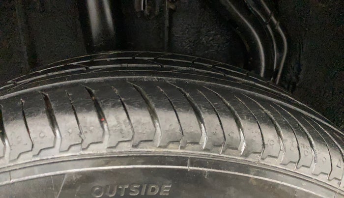 2021 Renault Kiger RXL MT, Petrol, Manual, 24,523 km, Right Rear Tyre Tread