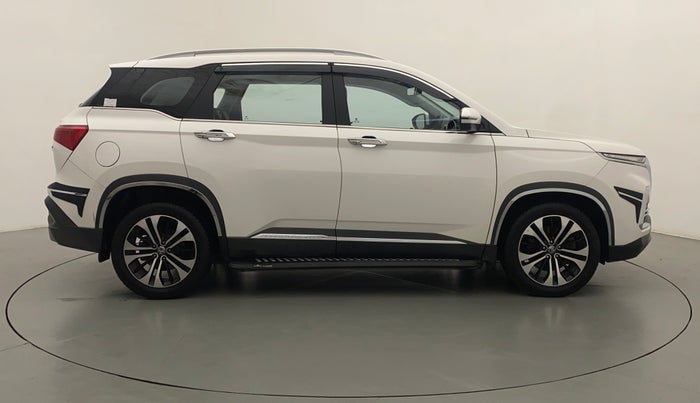 2022 MG HECTOR SHARP 2.0 DIESEL, Diesel, Manual, 29,471 km, Right Side