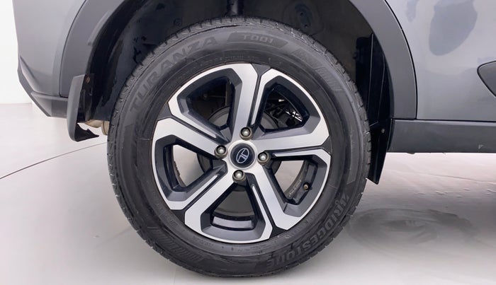 2021 Tata NEXON XZA + 1.2 PETROL A/T, Petrol, Automatic, 2,997 km, Right Rear Wheel